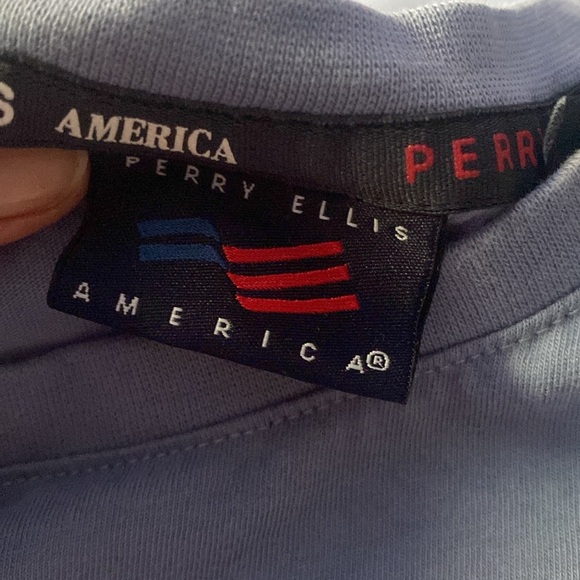 Perry Ellis T-Shirt - Picture 3 of 3